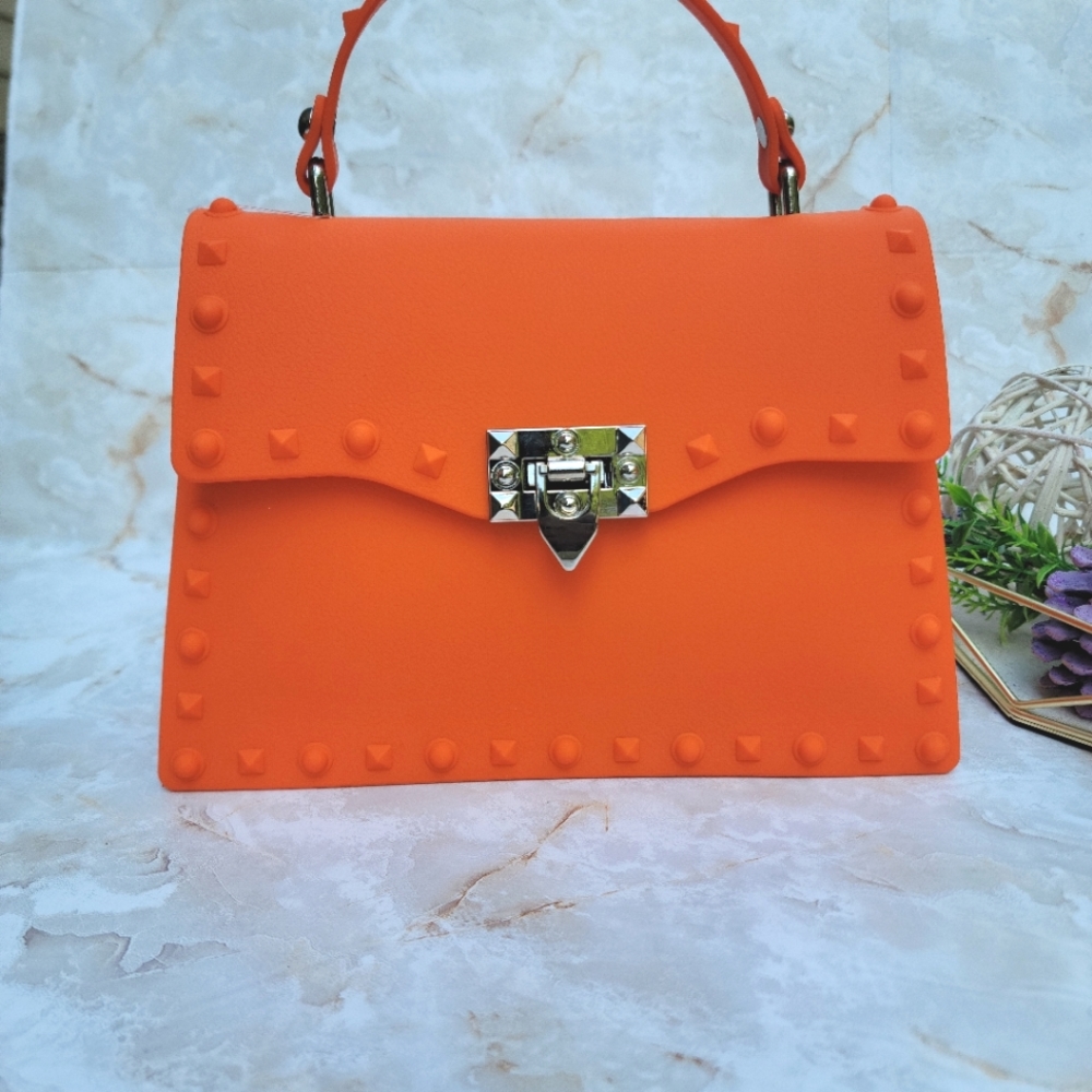 Stylish Women's Handbag - Picture 2 of 6